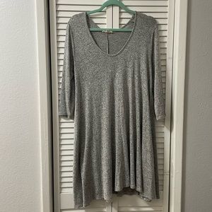 Grey, long sleeved dress!